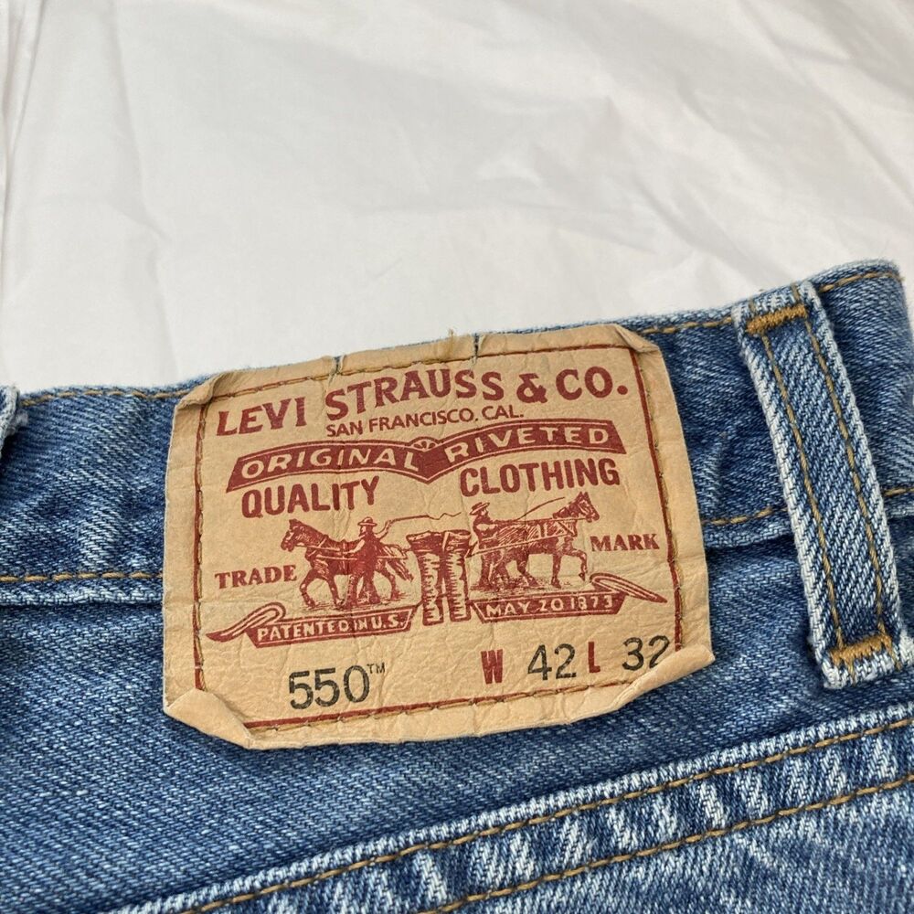 VTG Levi's 550 Jeans 42x32 Mens Relaxed Fit Boot Cut